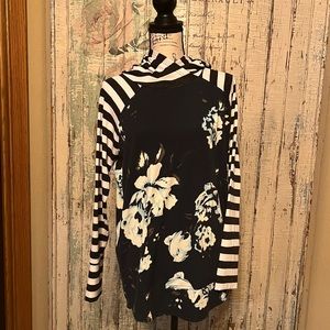 Lularoe Amber Hoodie Size Large